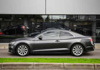 Подержанный автомобиль Audi A5 Coupe 2016 года (9 фото)