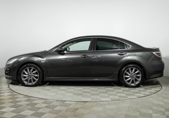 Подержанный автомобиль Mazda 6 Sedan 2012 года (8 фото)