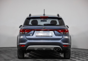 Подержанный автомобиль Kia Rio Hatchback 2020 года (6 фото)