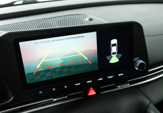 Подержанный автомобиль Hyundai Elantra Sedan 2021 года (15 фото)