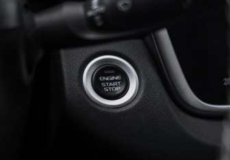 Подержанный автомобиль Geely Atlas Pro 2021 года (21 фото)