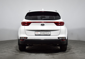 Подержанный автомобиль Kia Sportage 2020 года (6 фото)