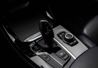 Подержанный автомобиль BMW X4 2018 года (18 фото)