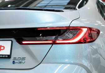 Новый Toyota Camry Sedan 2025 (6 фото)