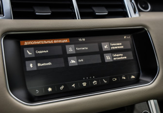 Подержанный автомобиль Land Rover Range Rover Sport 2017 года (18 фото)