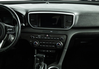 Подержанный автомобиль Kia Sportage 2020 года (14 фото)