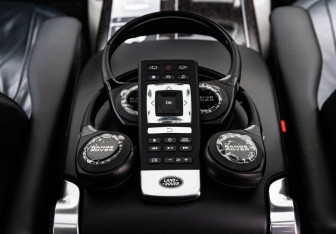 Подержанный автомобиль Land Rover Range Rover 2019 года (32 фото)