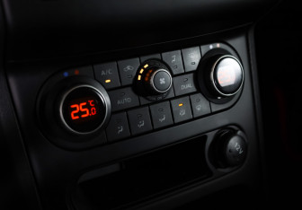 Подержанный автомобиль Nissan Qashqai 2011 года (18 фото)