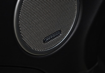 Подержанный автомобиль Land Rover Range Rover Evoque 2012 года (16 фото)