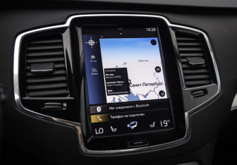 Подержанный автомобиль Volvo XC90 2019 года (16 фото)