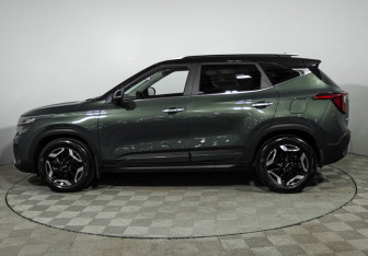 Подержанный автомобиль Kia Seltos 2023 года (8 фото)