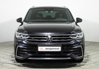 Подержанный автомобиль Volkswagen Tiguan 2020 года (2 фото)