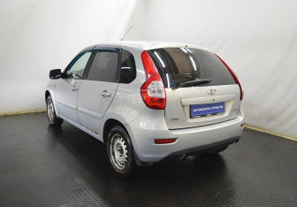 Подержанный автомобиль LADA (ВАЗ) Kalina Hatchback 2013 года (7 фото)