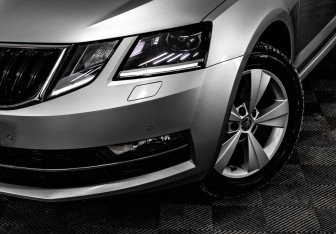 Подержанный автомобиль Skoda Octavia Liftback 2017 года (2 фото)