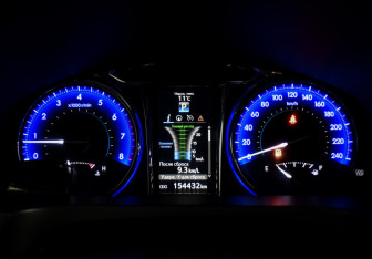 Подержанный автомобиль Toyota Camry Sedan 2016 года (21 фото)