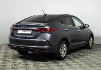 Подержанный автомобиль Hyundai Solaris Sedan 2021 года (5 фото)