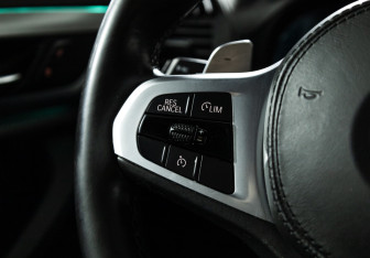 Подержанный автомобиль BMW X3 2019 года (19 фото)