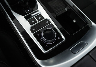 Подержанный автомобиль Jetour X90 Plus 2023 года (18 фото)