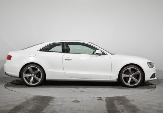 Подержанный автомобиль Audi A5 Coupe 2015 года (4 фото)