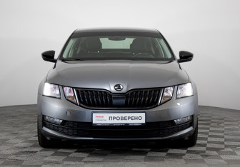 Подержанный автомобиль Skoda Octavia Liftback 2017 года (2 фото)