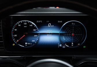 Подержанный автомобиль Mercedes-Benz GLE 2021 года (19 фото)
