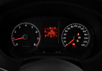 Подержанный автомобиль Volkswagen Polo Sedan 2013 года (18 фото)