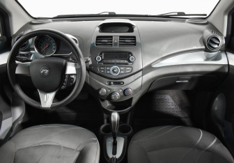 Подержанный автомобиль Ravon R2 2017 года (13 фото)