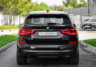 Подержанный автомобиль BMW X3 2019 года (7 фото)