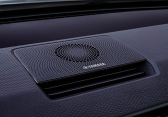 Подержанный автомобиль Zeekr X 2023 года (21 фото)