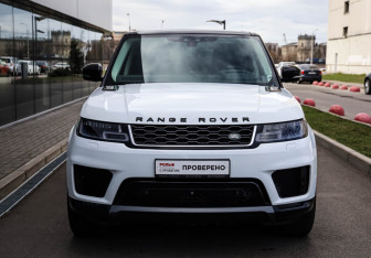 Подержанный автомобиль Land Rover Range Rover Sport 2018 года (2 фото)