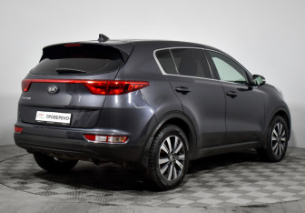 Подержанный автомобиль Kia Sportage 2017 года (5 фото)