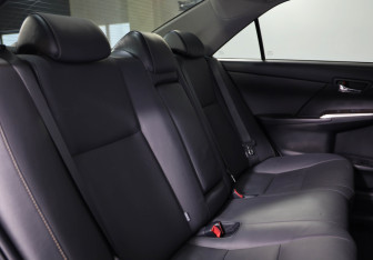 Подержанный автомобиль Toyota Camry Sedan 2015 года (12 фото)