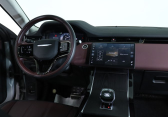 Подержанный автомобиль Land Rover Range Rover Evoque 2024 года (14 фото)