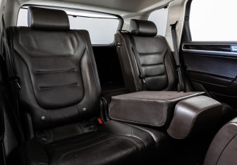Подержанный автомобиль Volkswagen Touareg 2012 года (24 фото)