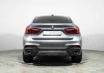 Подержанный автомобиль BMW X6 2017 года (6 фото)