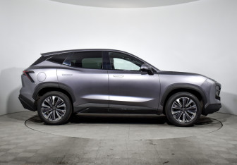 Подержанный автомобиль Jetour Dashing 2023 года (4 фото)