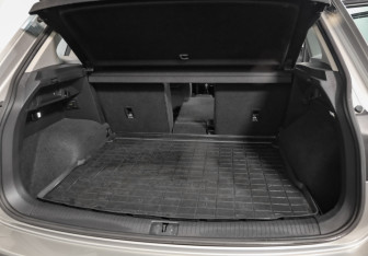 Подержанный автомобиль Volkswagen Tiguan 2019 года (26 фото)