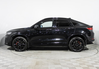 Подержанный автомобиль Geely Tugella 2023 года (8 фото)