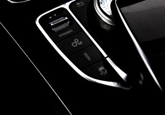 Подержанный автомобиль Mercedes-Benz GLC AMG 2016 года (25 фото)