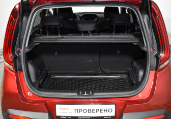 Подержанный автомобиль Kia Soul 2022 года (20 фото)