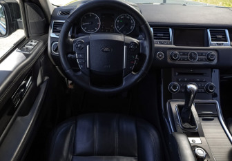 Подержанный автомобиль Land Rover Range Rover Sport 2011 года (13 фото)