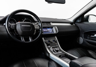 Подержанный автомобиль Land Rover Range Rover Evoque 2017 года (18 фото)