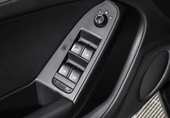 Подержанный автомобиль Audi A5 Liftback 2009 года (10 фото)