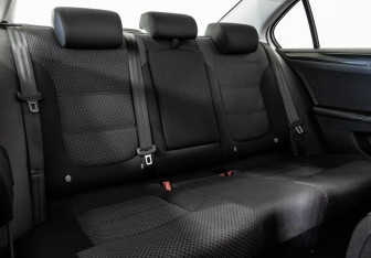 Подержанный автомобиль Volkswagen Jetta Sedan 2012 года (14 фото)