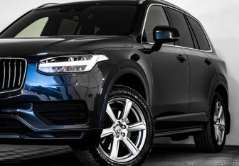 Подержанный автомобиль Volvo XC90 2021 года (2 фото)