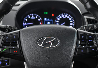 Подержанный автомобиль Hyundai Creta 2017 года (18 фото)