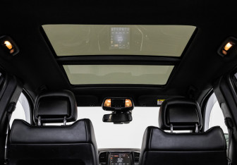Подержанный автомобиль Jeep Grand Cherokee 2014 года (25 фото)