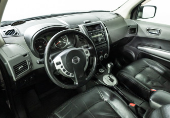 Подержанный автомобиль Volkswagen Tiguan 2015 года (11 фото)