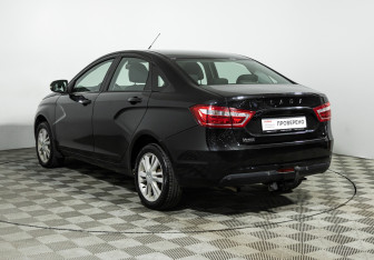 Подержанный автомобиль LADA (ВАЗ) Vesta Sedan 2018 года (7 фото)
