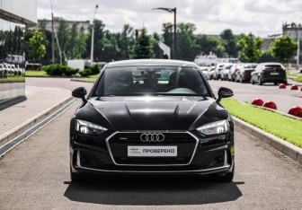 Подержанный автомобиль Audi A5 Liftback 2020 года (4 фото)
